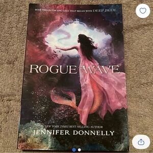 3/$15 📕 Rogue Wave by Jennifer Donnelly Book
